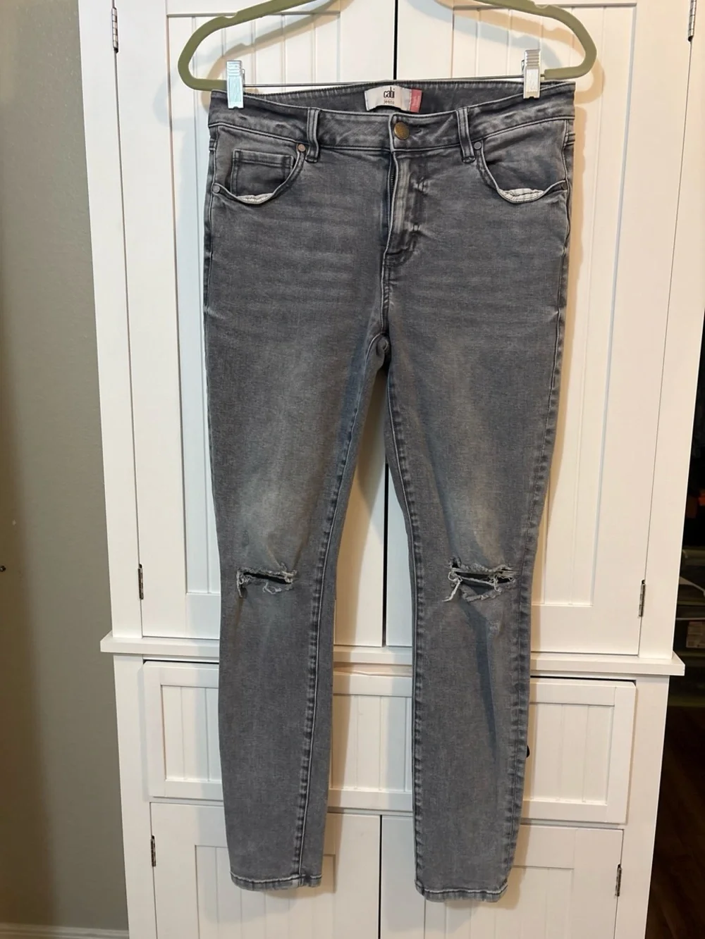 Cabi Gray Distressed Stretch Skinny Jeans Women’s Size 8 Y2K Indie Sleaze Grunge